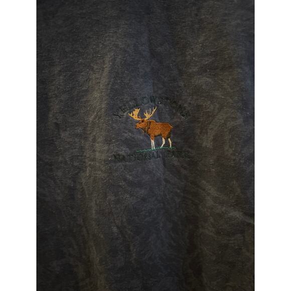 Vintage Yellowstone National Park T-shirt - Picture 2 of 4